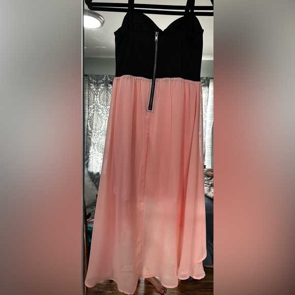 Short party black/pink dress. Never worn. - Picture 2 of 3